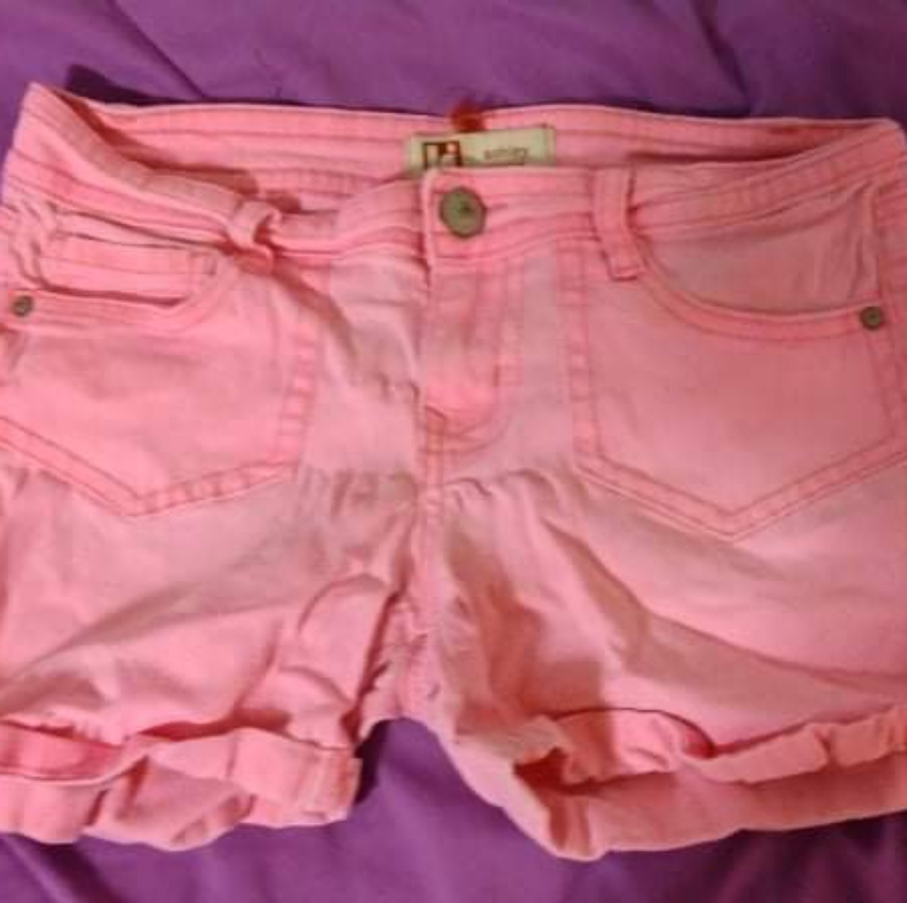 Pink short size 7